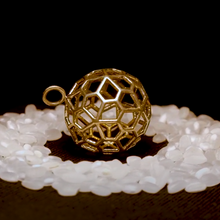 Laden Sie das Bild in den Galerie-Viewer, Pentagonal-Hexecontahedron - CinkS labs GmbH